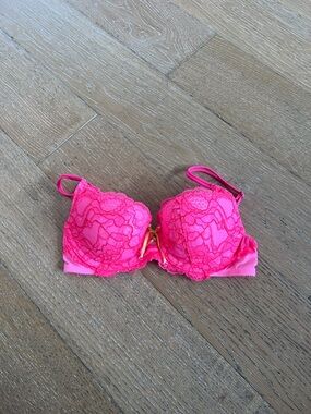 victoria’s secret balconet Lace Push-Up Bra in Hot Pink